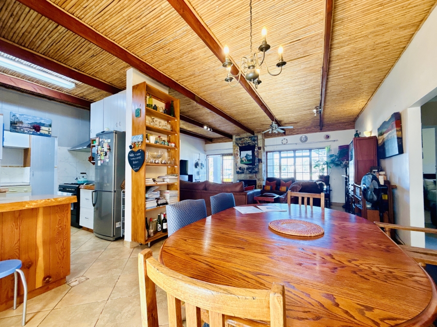 3 Bedroom Property for Sale in Sandbaai Western Cape